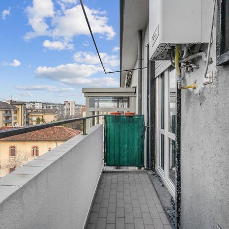 Rog27-Large Apartment With Transport Close To Home- Милан Экстерьер фото