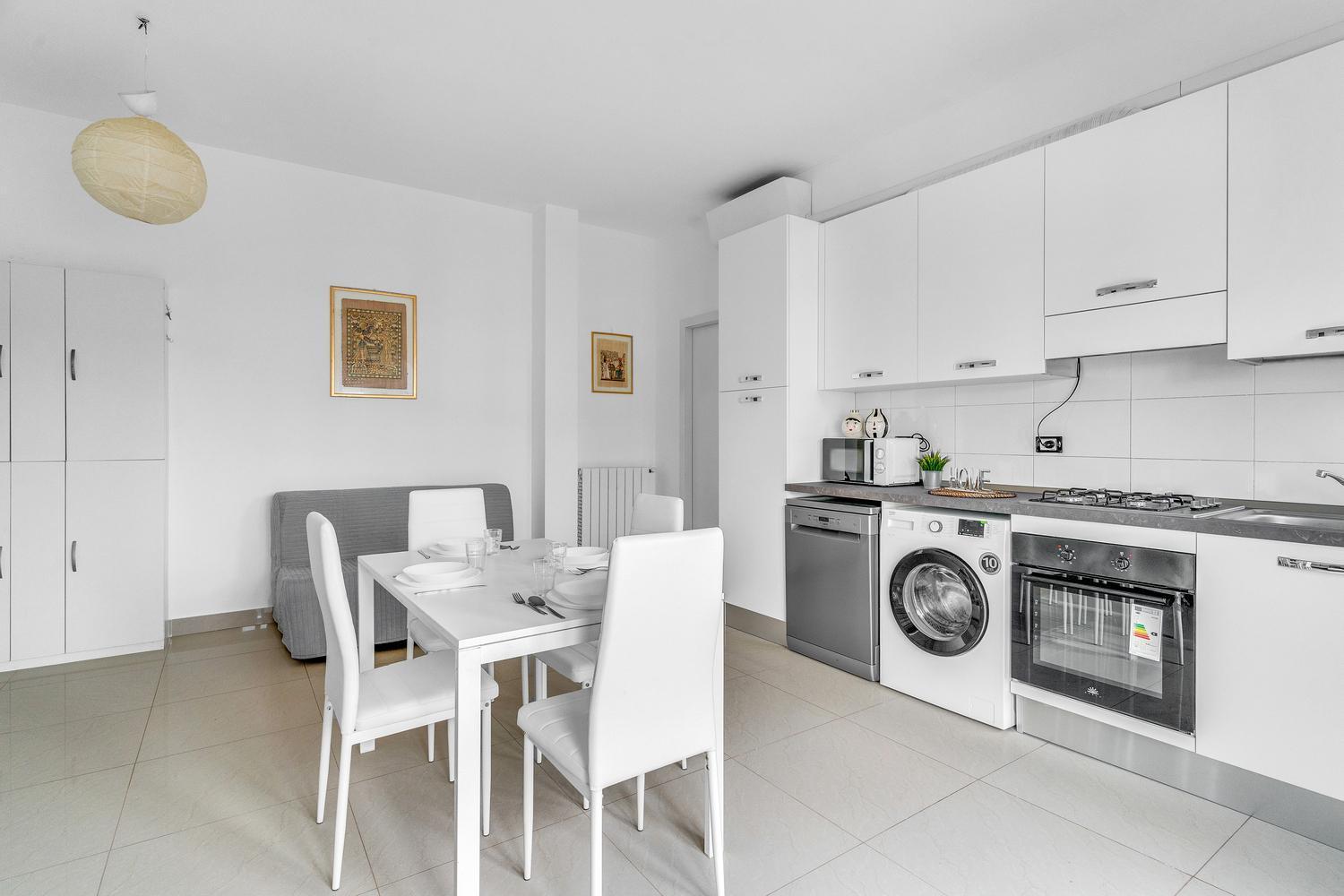 Rog27-Large Apartment With Transport Close To Home- Милан Экстерьер фото